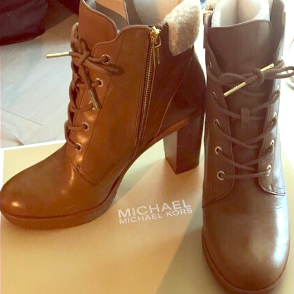 COPY - Brand new caramel colored lace up MK bootie
